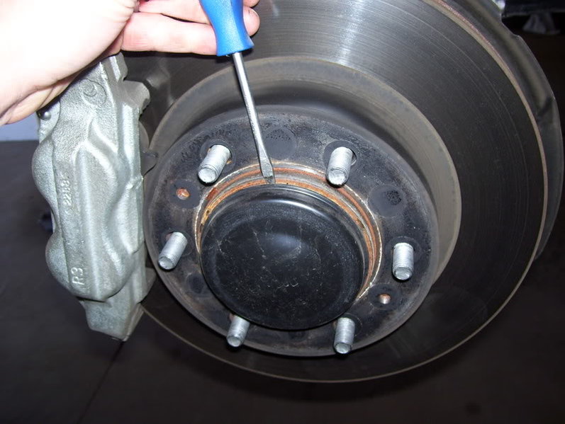 How to Remove Hub Dust Caps? World