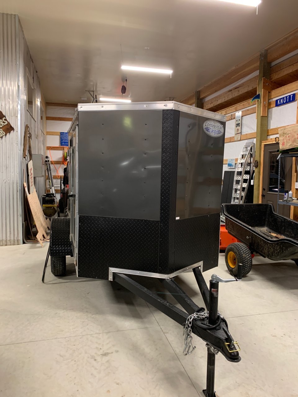 Mini toy hauler 5x8 cargo build World