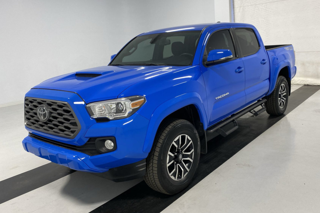 Voodoo Blue thread, Let's see yours! World