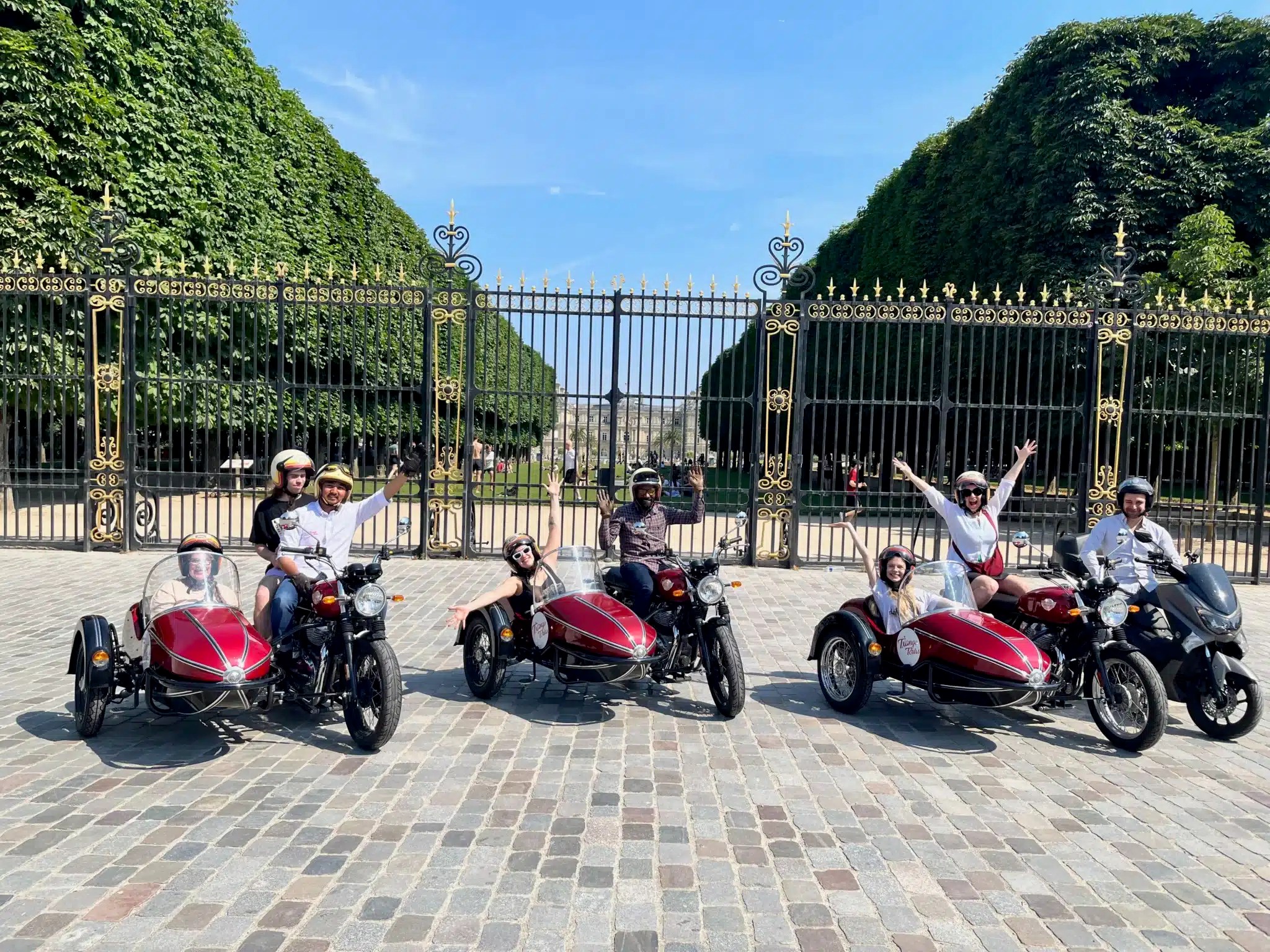 Vintage Sidecar Tours of Paris and Versailles Txango Tours