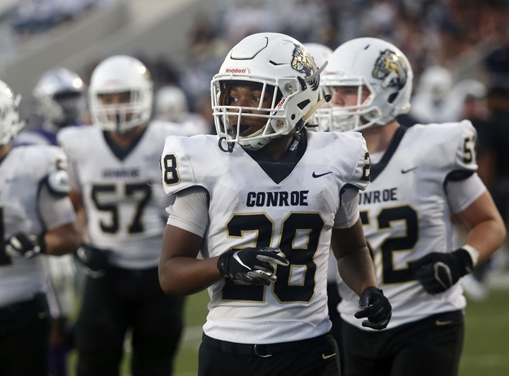 These are the Top 10 largest and smallest 6A Texas high schools