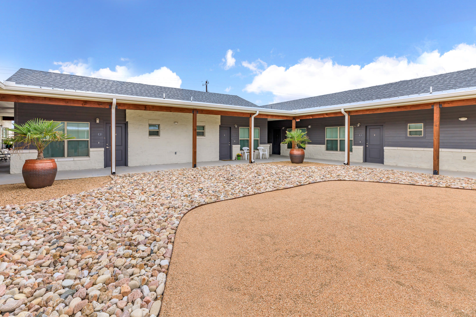 Oak Grove Apartments located in Marble Falls , TX Communities Texas