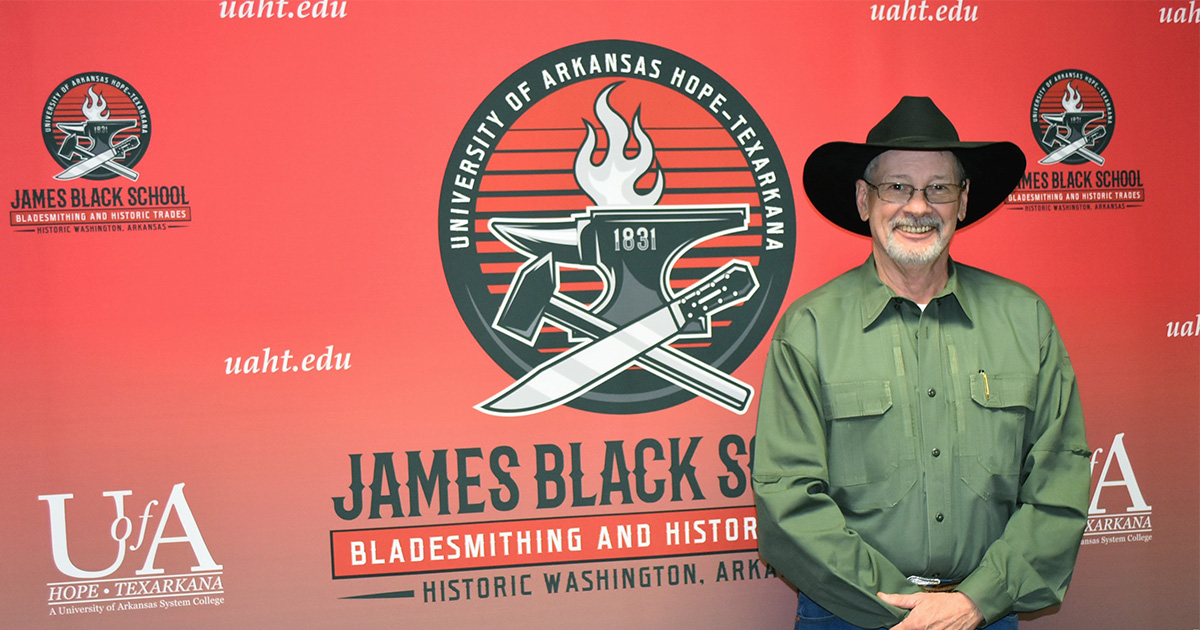 WorldRenowned Bladesmiths to Teach at New U of A HopeTexarkana School