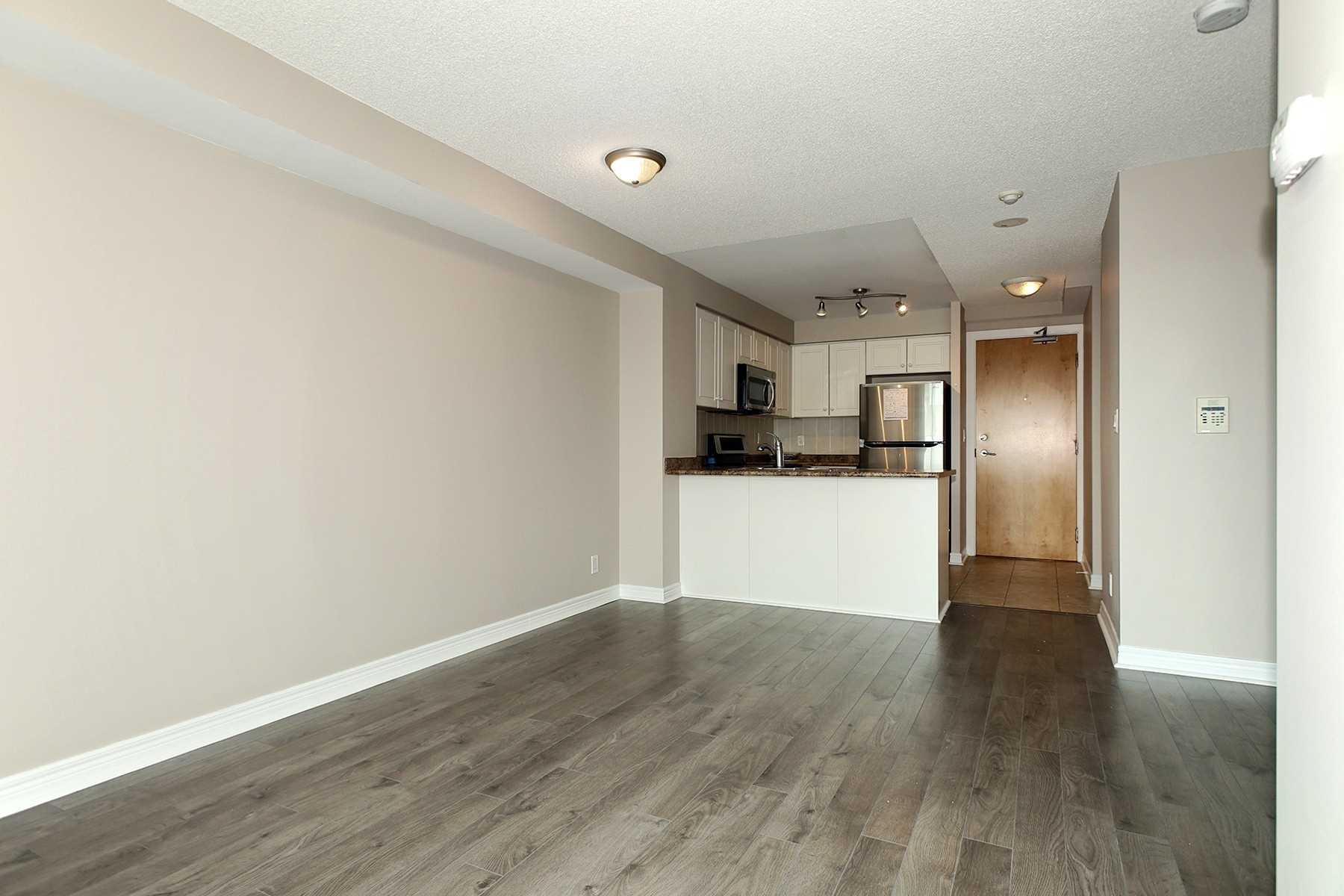 212 Eglinton Ave East Mount Pleasant • Tyler Pope Realtor