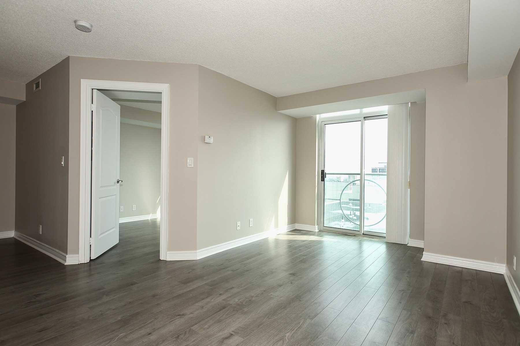 212 Eglinton Ave East Mount Pleasant • Tyler Pope Realtor