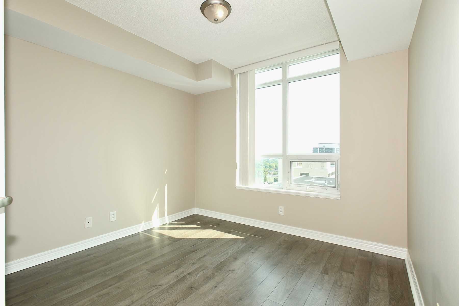 212 Eglinton Ave East Mount Pleasant • Tyler Pope Realtor