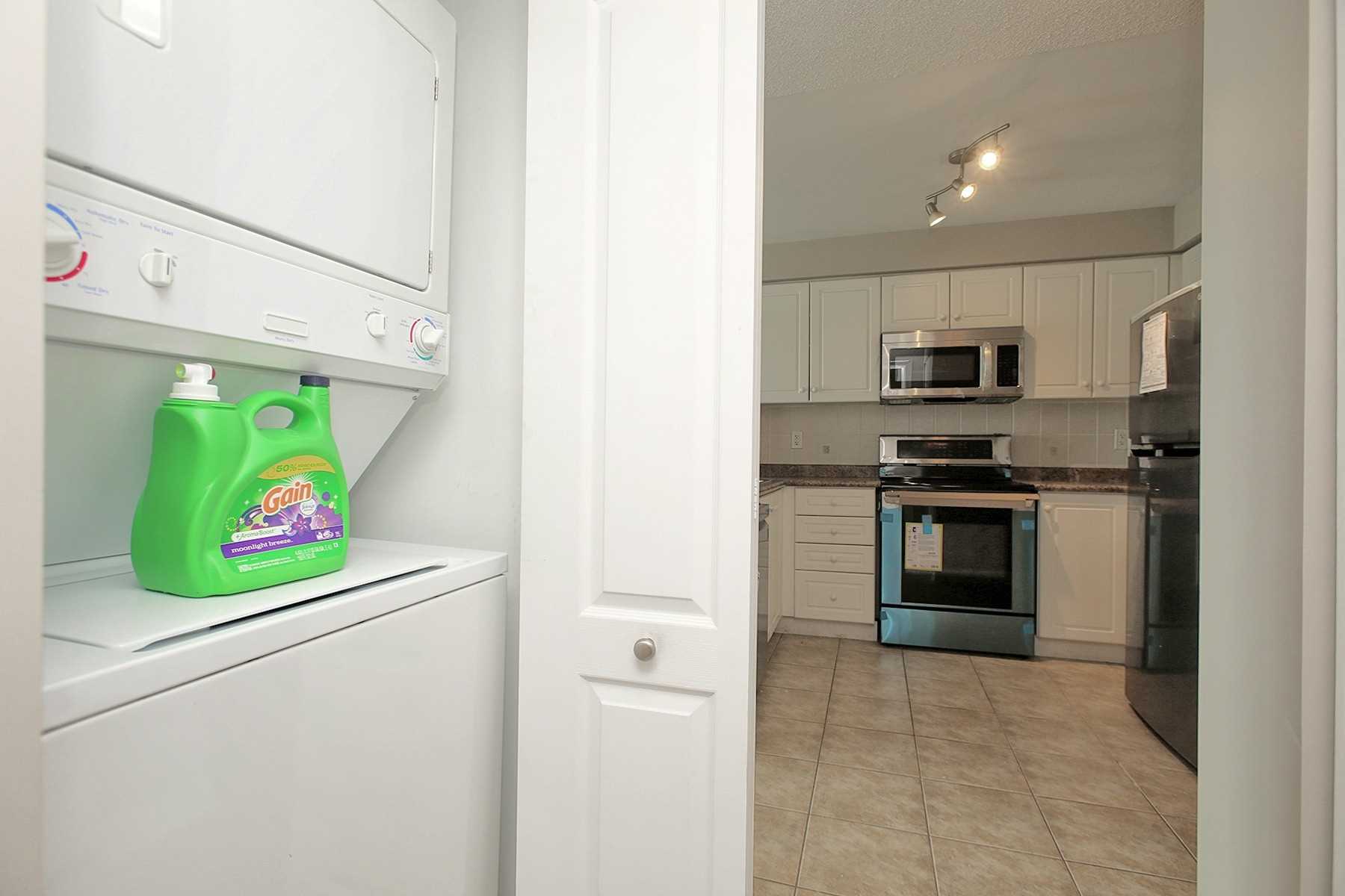 212 Eglinton Ave East Mount Pleasant • Tyler Pope Realtor