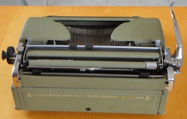 1951 Olympia SM2 on the Typewriter Database