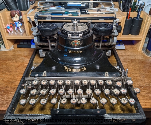 192X Hammond Portable on the Typewriter Database