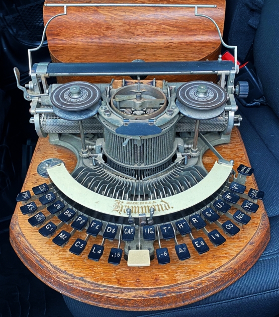 189X Hammond 2 on the Typewriter Database