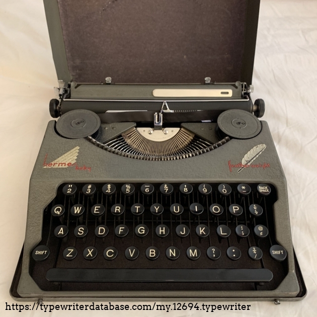 1936 Hermes Baby Featherweight on the Typewriter Database