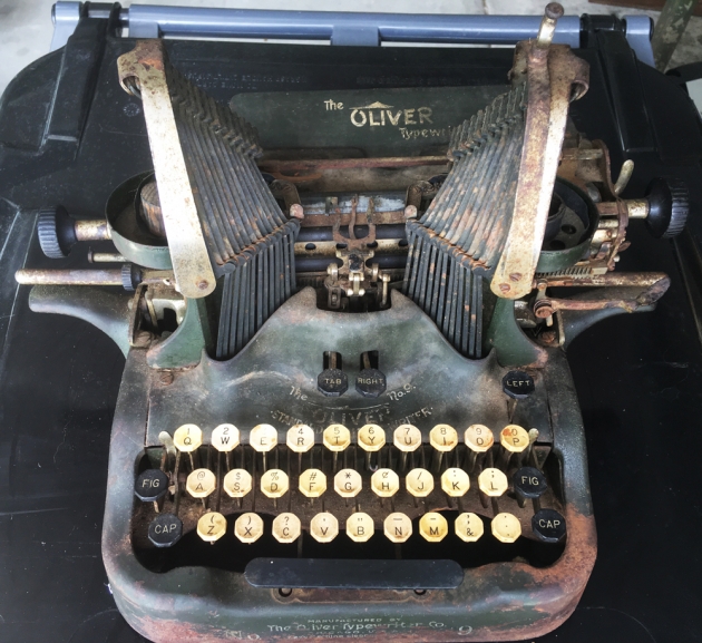 1917 Oliver 9 on the Typewriter Database