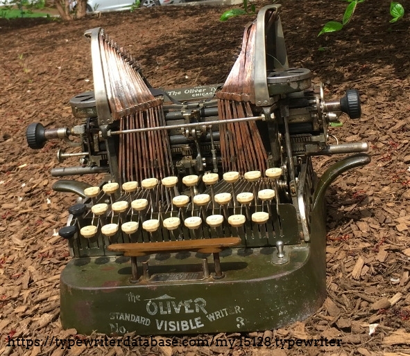 1903 Oliver 3 on the Typewriter Database