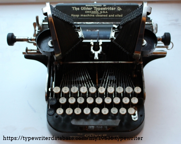 1904 Oliver 3 on the Typewriter Database
