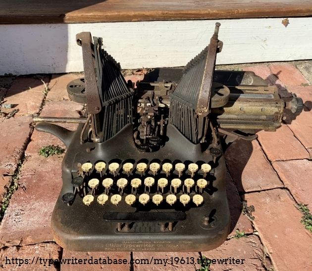 1912 Oliver 5 on the Typewriter Database