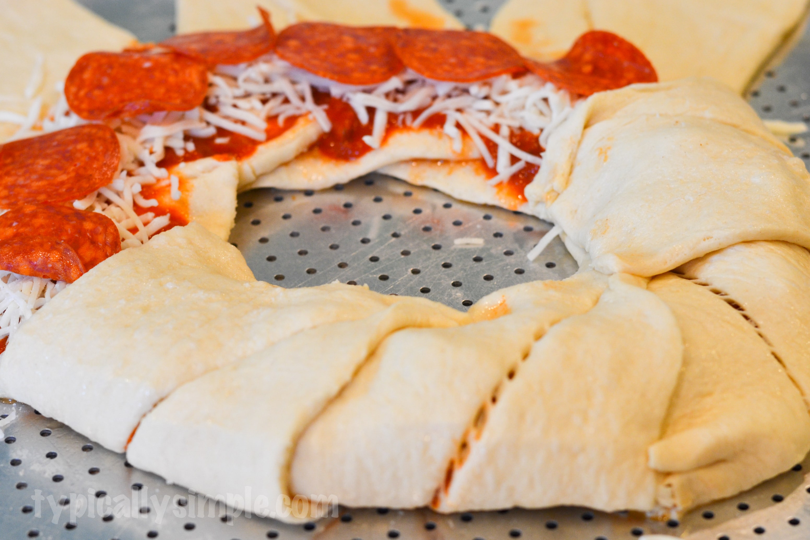 Easy to Make Pizza Ring Typically Simple