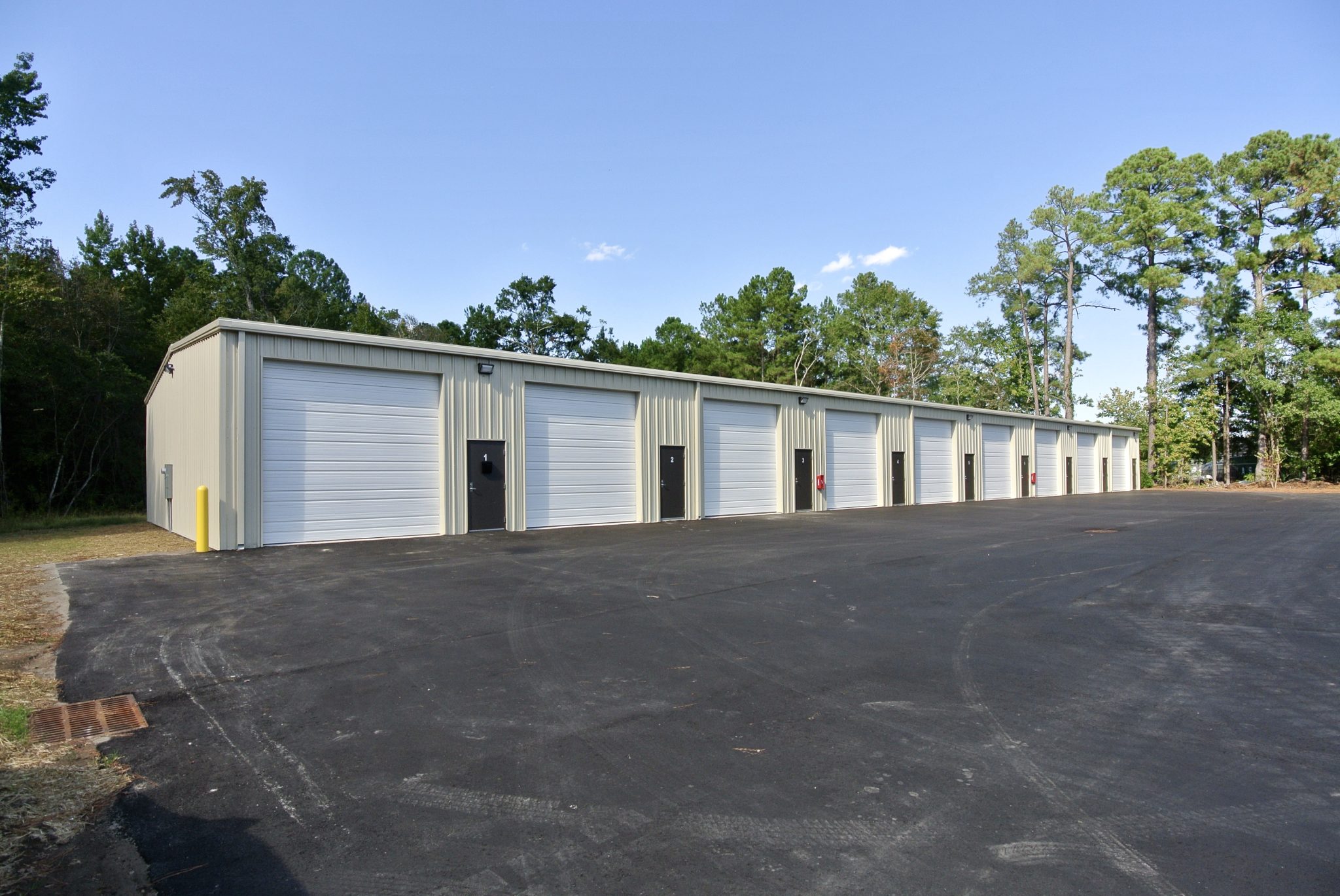 Cardinal Maxi Storage Facility Tyson and Hooks Realty
