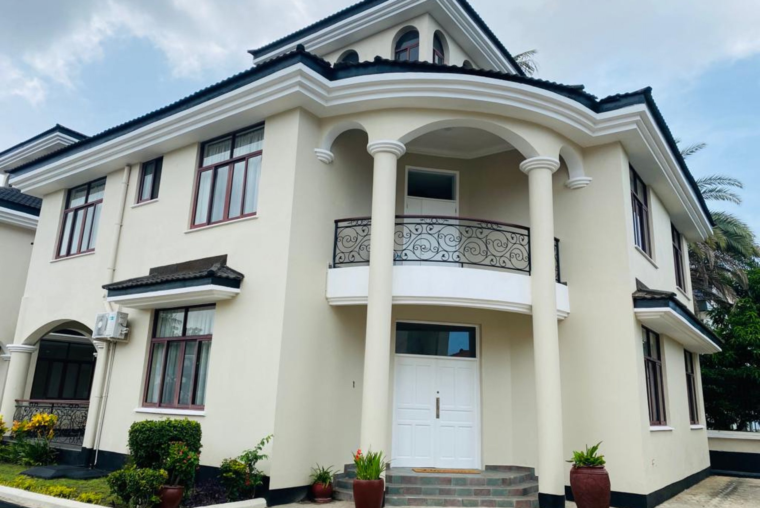 Four Bedroom Furnished Villas for Rent in Dar es Salaam Tzagents