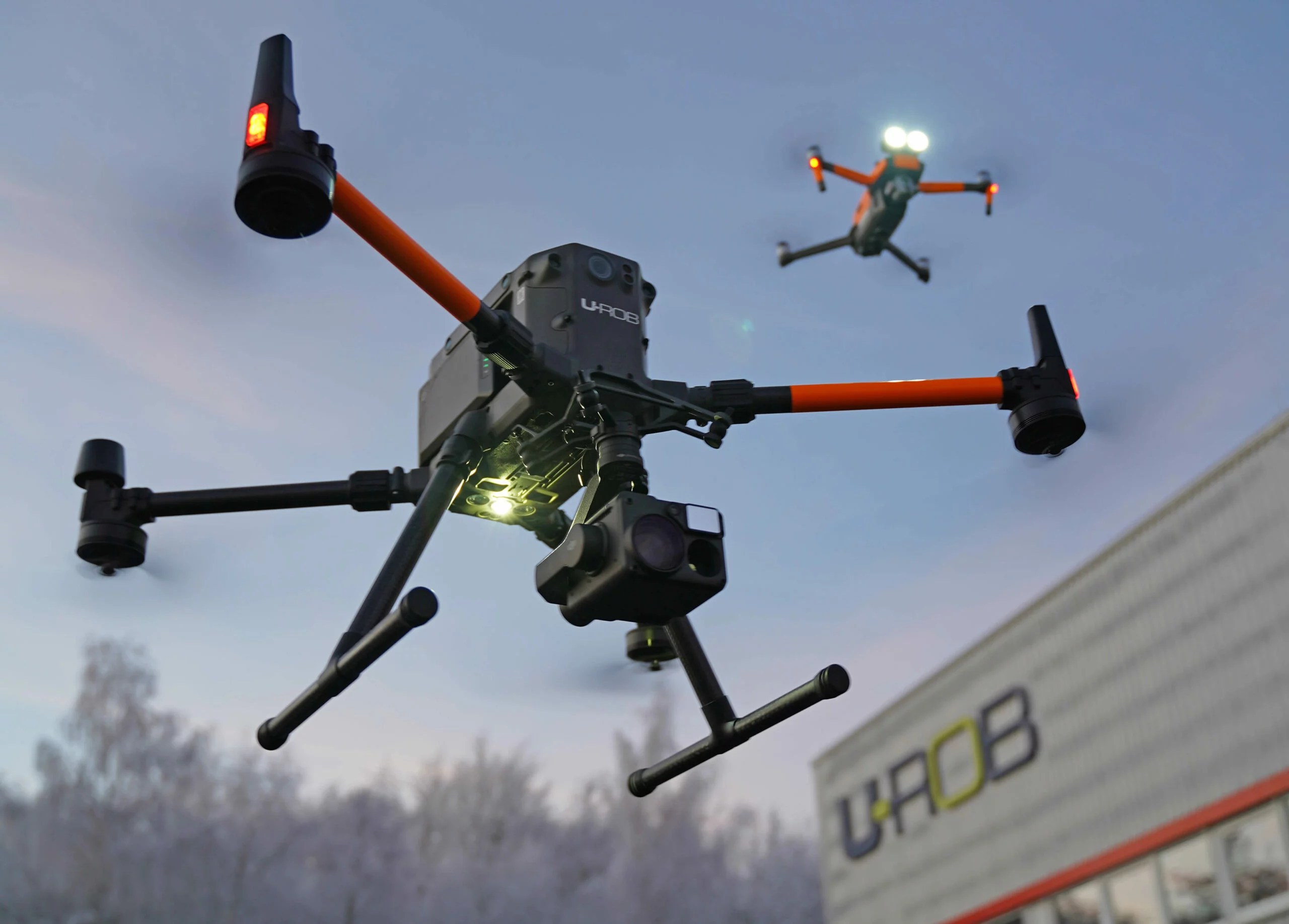 Perimetersicherheit mit SecurityDrohne UROB