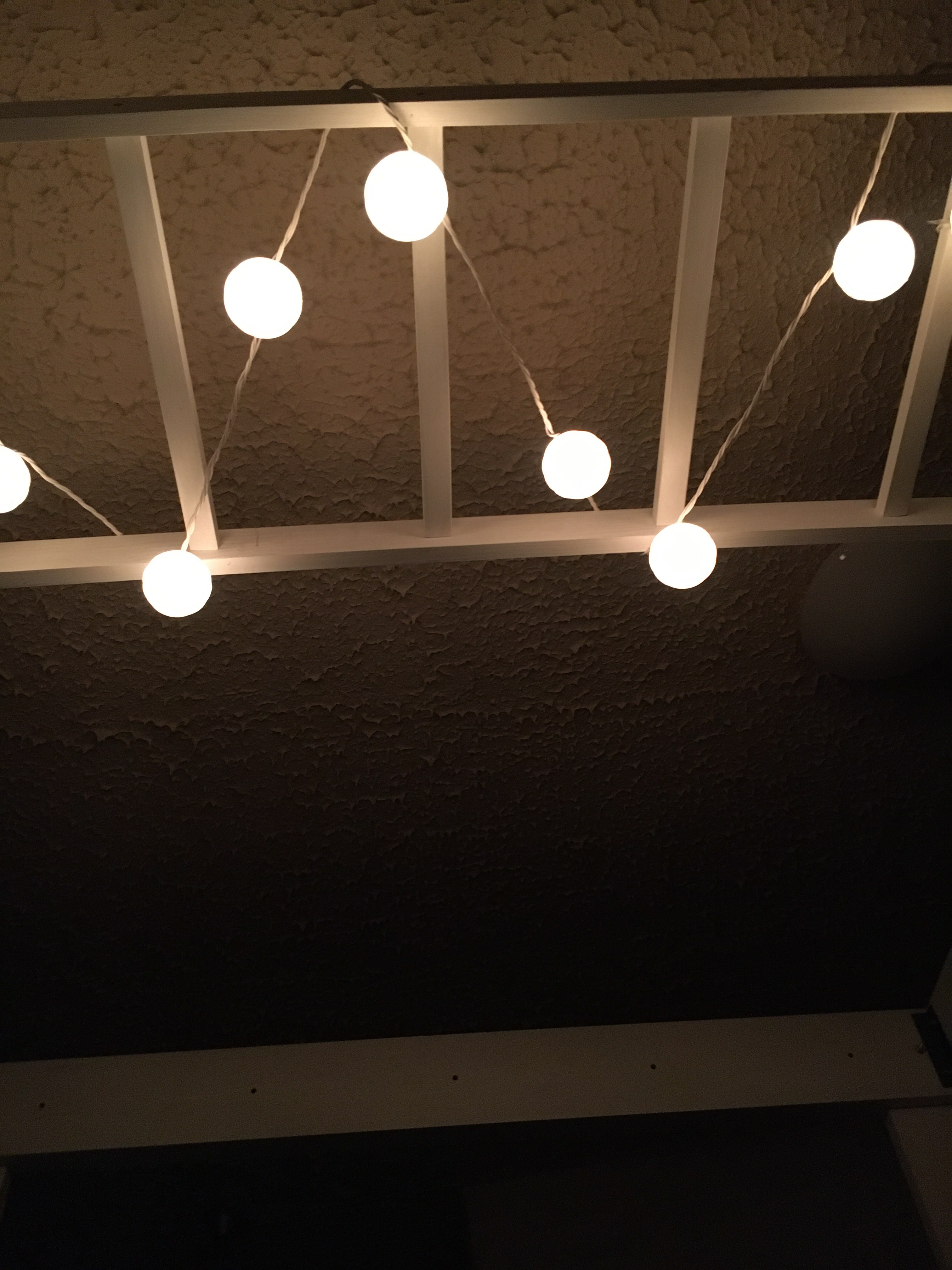 Colored light bulbs for photosensitivity? : r/aspergirls