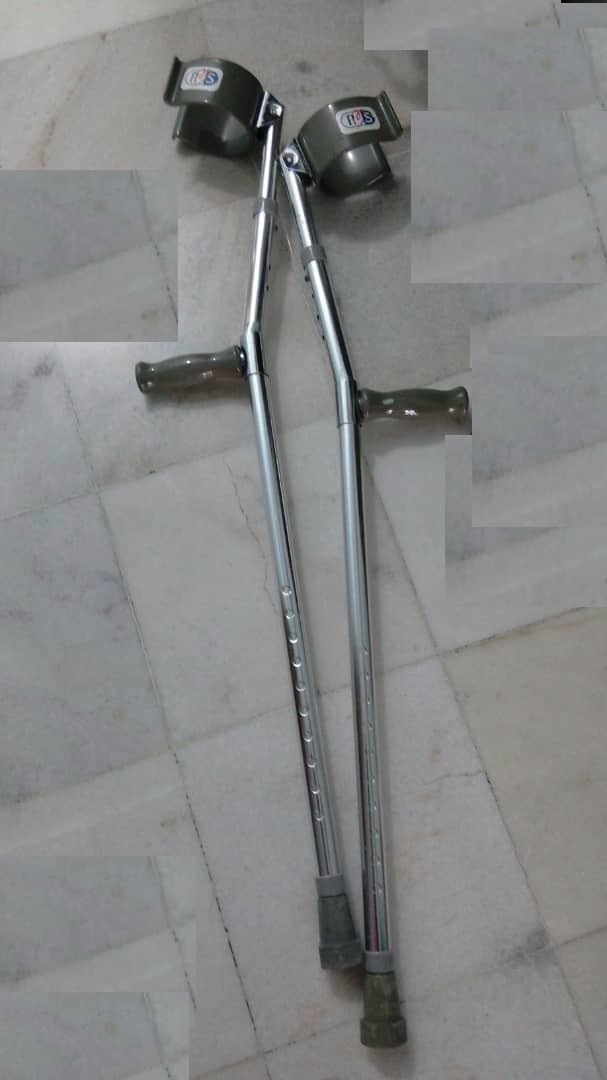 [TAKEN]stainless steel crutches