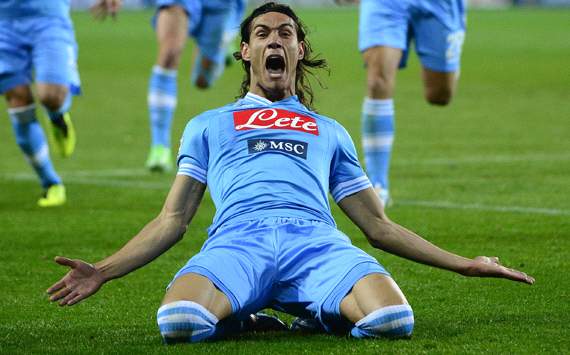 Edinson Cavani Trophies Ligue 1 PSG's Edinson Cavani wins best
