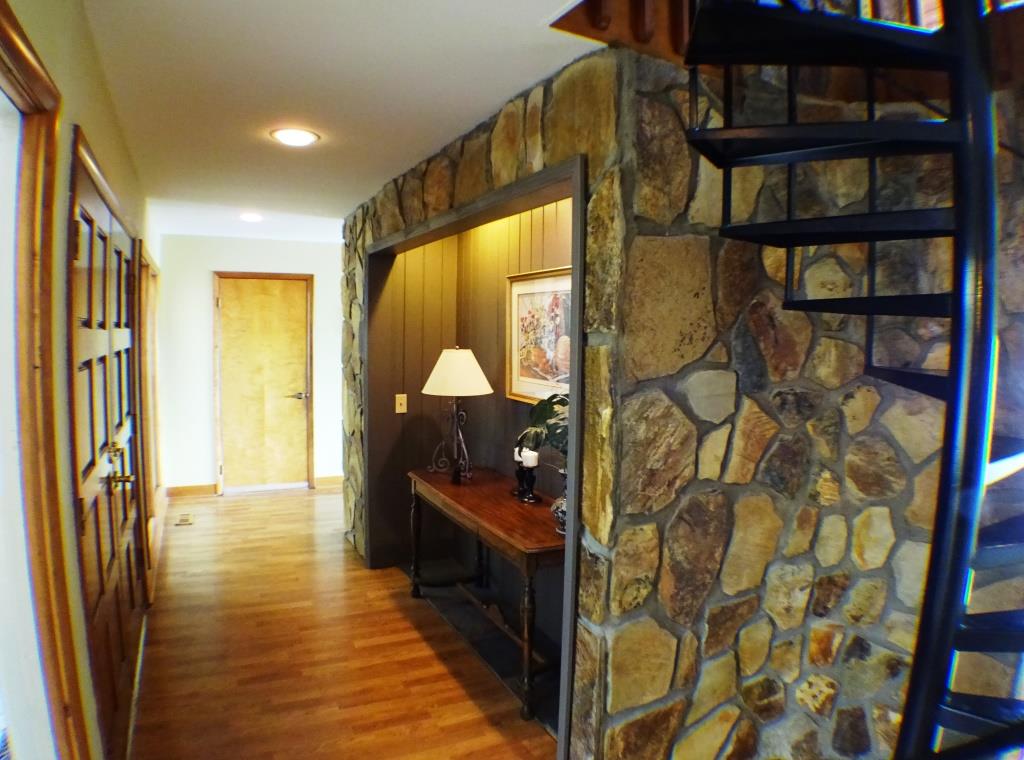 2262 Old Cherokee Rd., Lexington, SC 29072