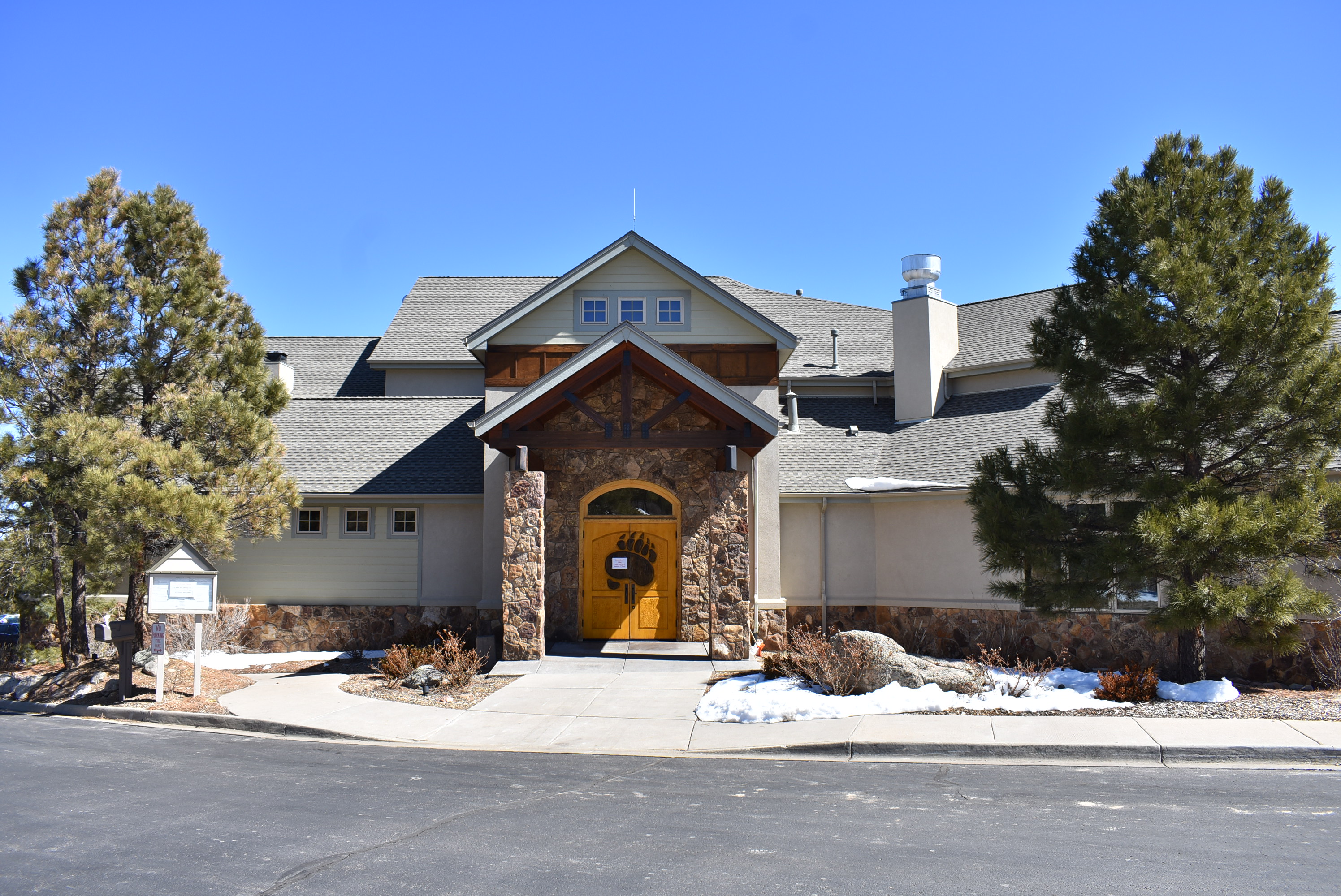 Looking for acreage close to Denver?