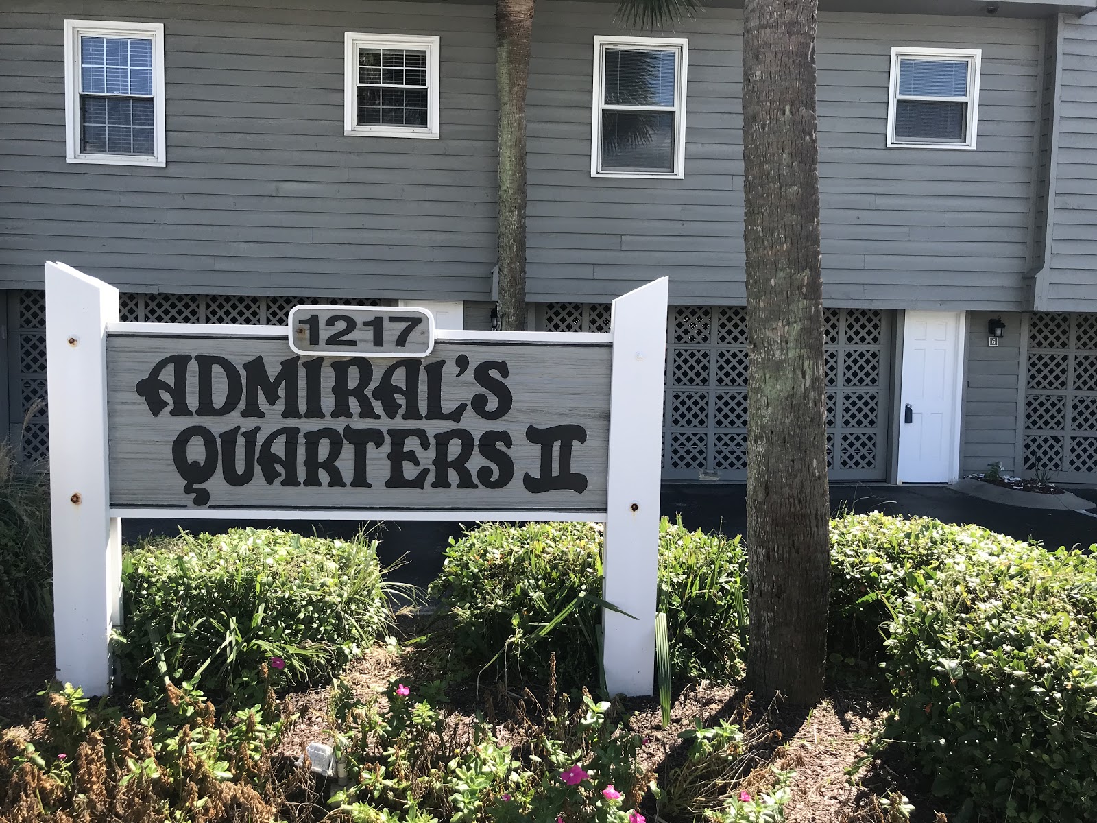 Admirals Quarters Condos For Sale Garden City