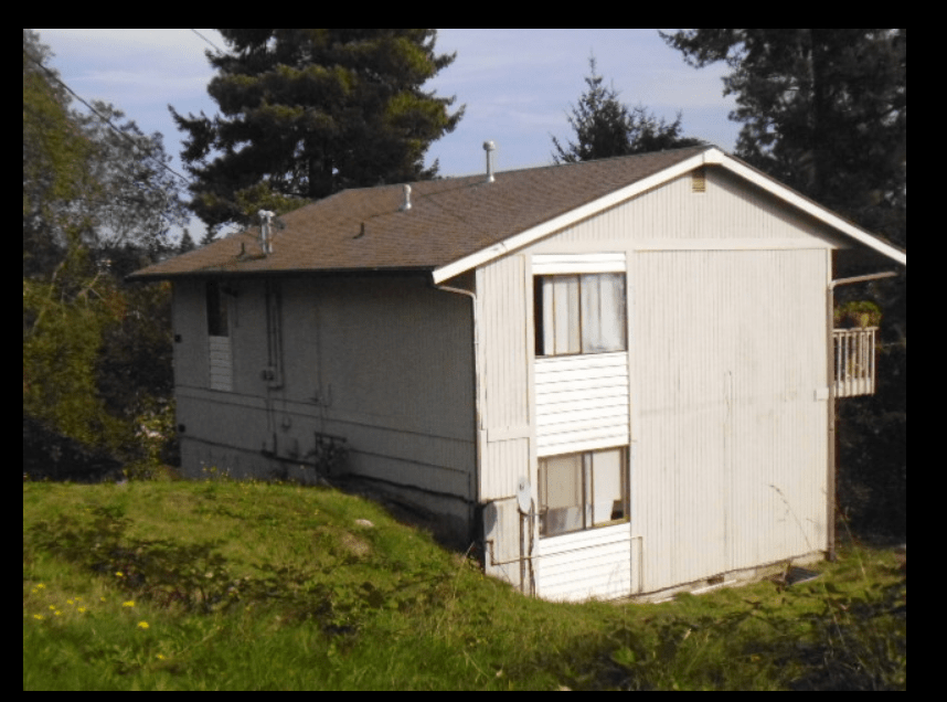 Duplex for sale in Bremerton
