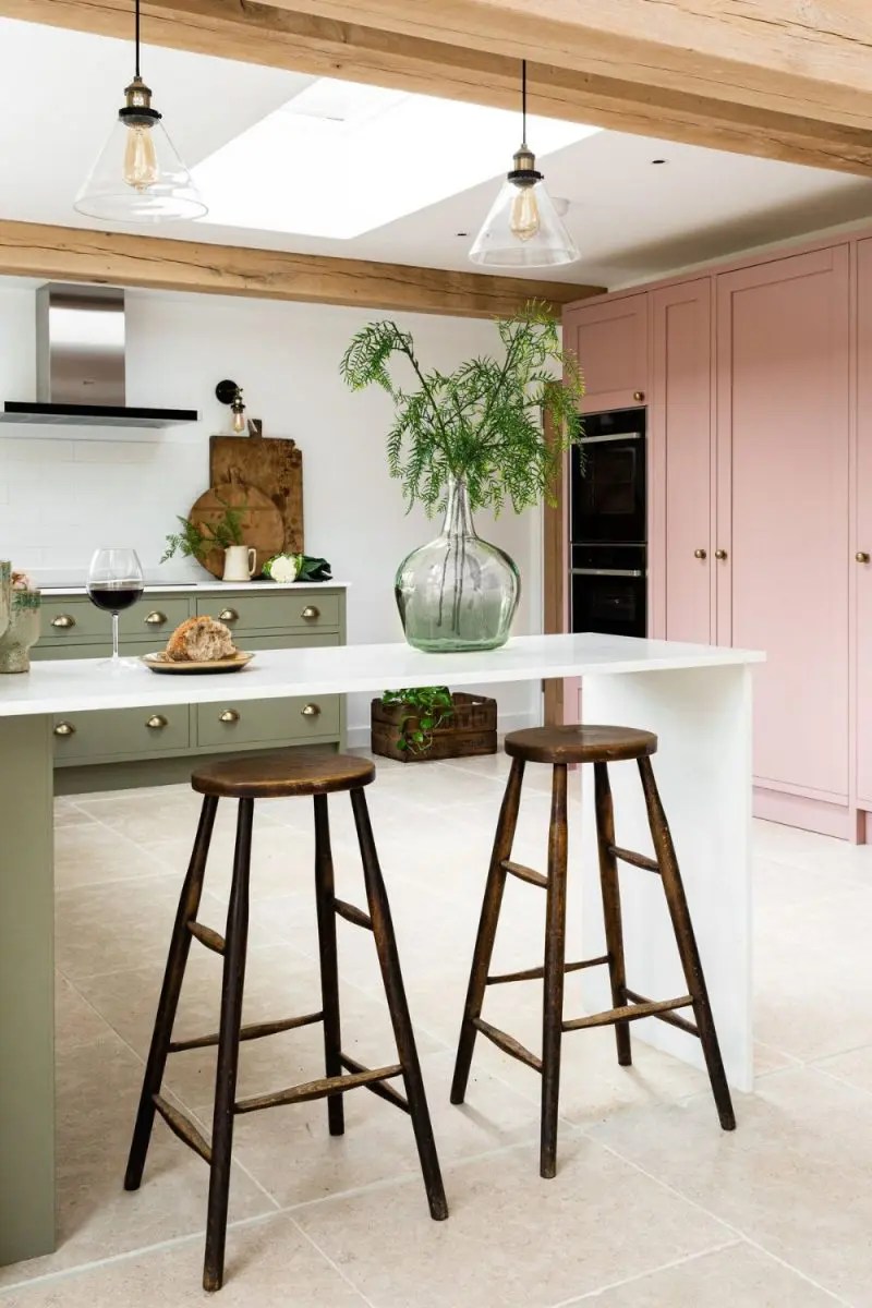 What Colors Go with Sage Green? 11 Perfect Pairings Love Chic Living