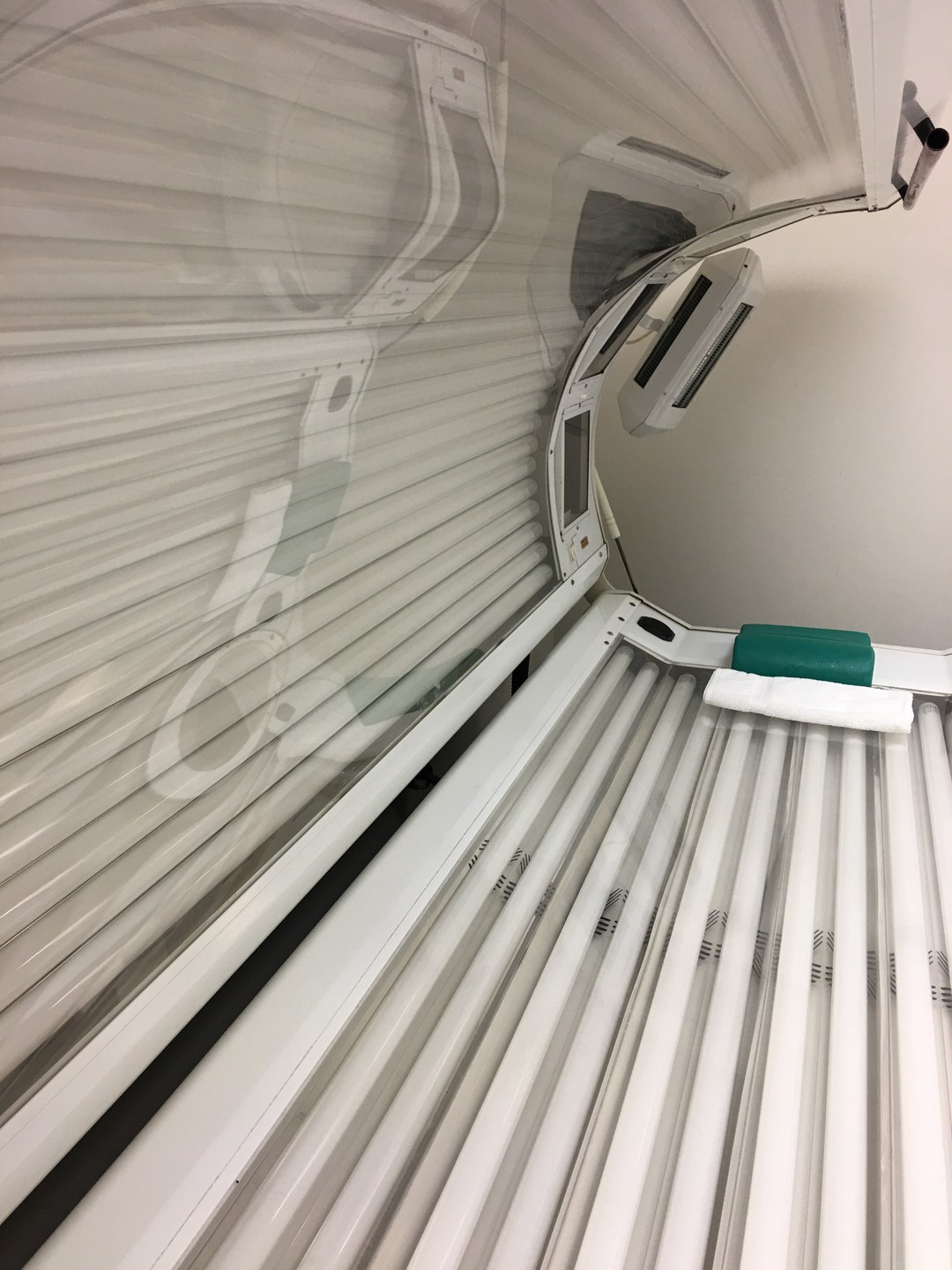 Sunset Tanning Salon 8548 Fort Smallwood Rd, Pasadena, MD