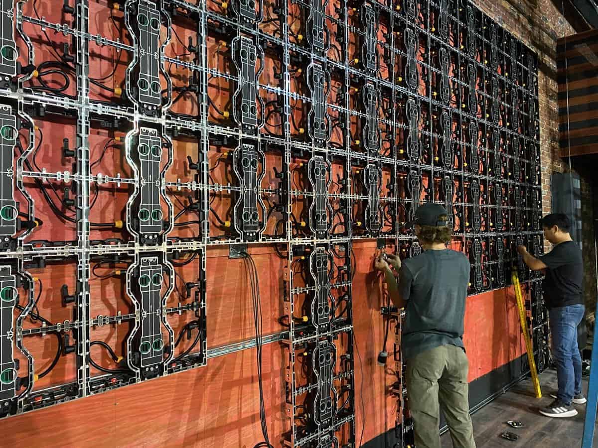 UberDisplays LED Screen Repairs for all manufacturers