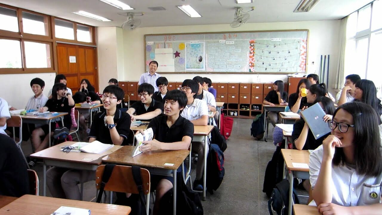 The differences between Korean schools and Malaysian schools uBitto