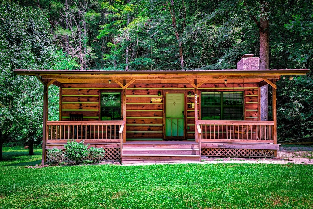 Dove 257 Smoky Mountains Vacation Cabins