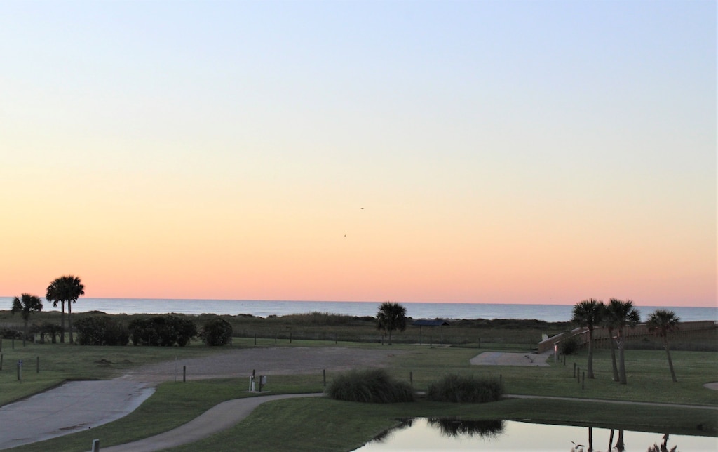 Pointe West Condo Pointe West Condos