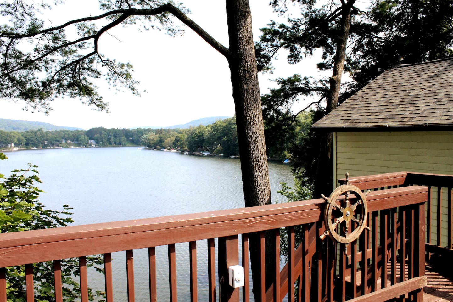 Captain's Quarters Relax on Goodyear Lake Cooperstown Baseball Rentals
