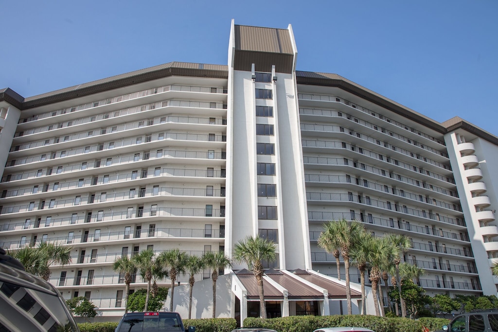 Edgewater T3807 Edgewater Beach Resort Condos