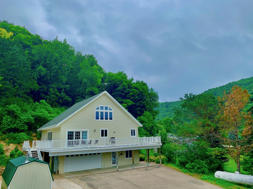 Scenic Valley Lodge Vacation Rentals Iowa