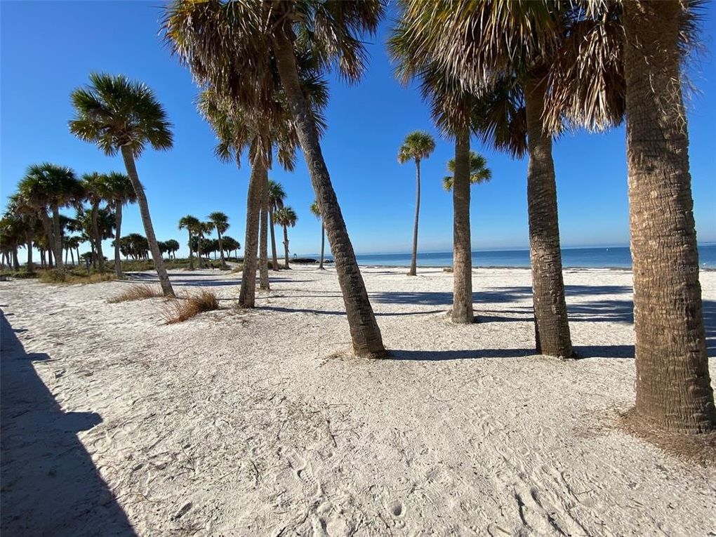 Howard Beach Hideaway Getaway Relax