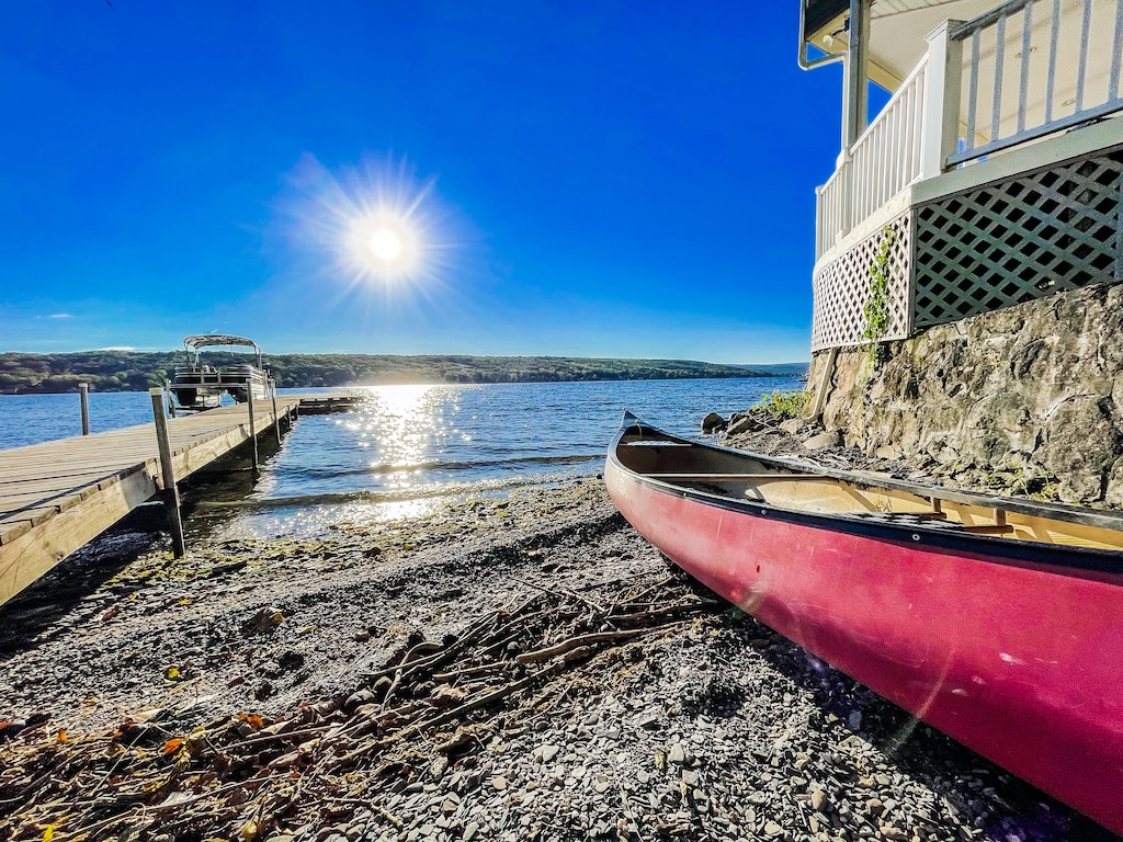 WaterfrontConesusLakehouseGeneseoHikingWineKayaks Luxury Family