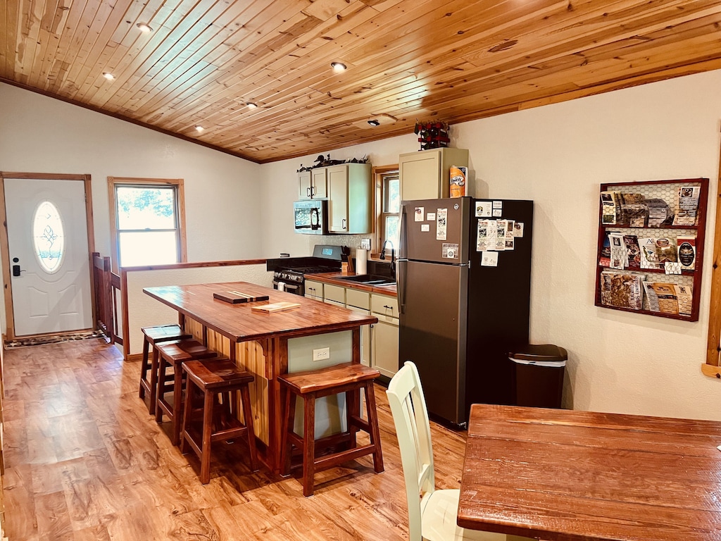 Cave Creek Cabin 2 Cabin Rentals on Shawnee Wine Trail Cave Creek