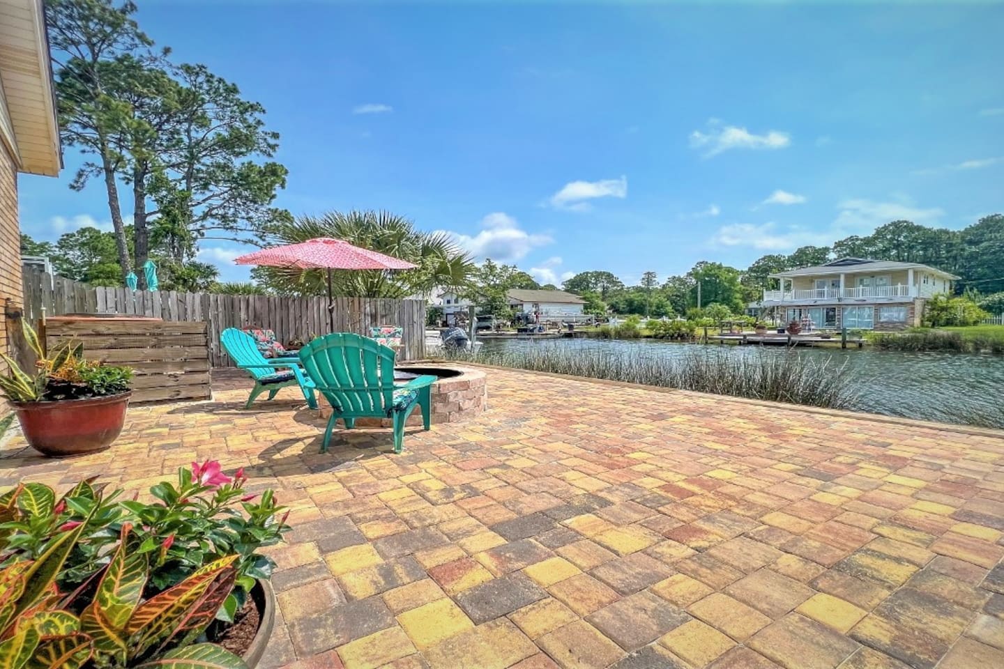 Cozy Canal Beach House Gulf Breeze, FL Gulf Legacy Real Estate, LLC