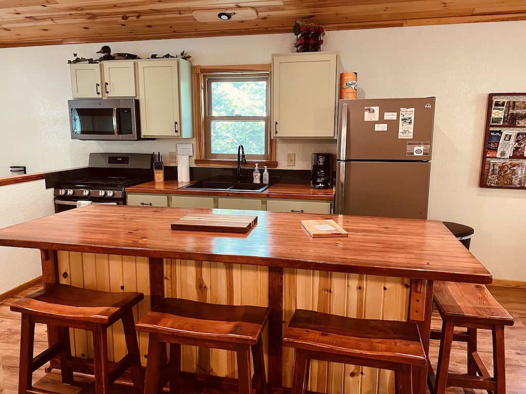 Cave Creek Cabin 2 Cabin Rentals on Shawnee Wine Trail Cave Creek