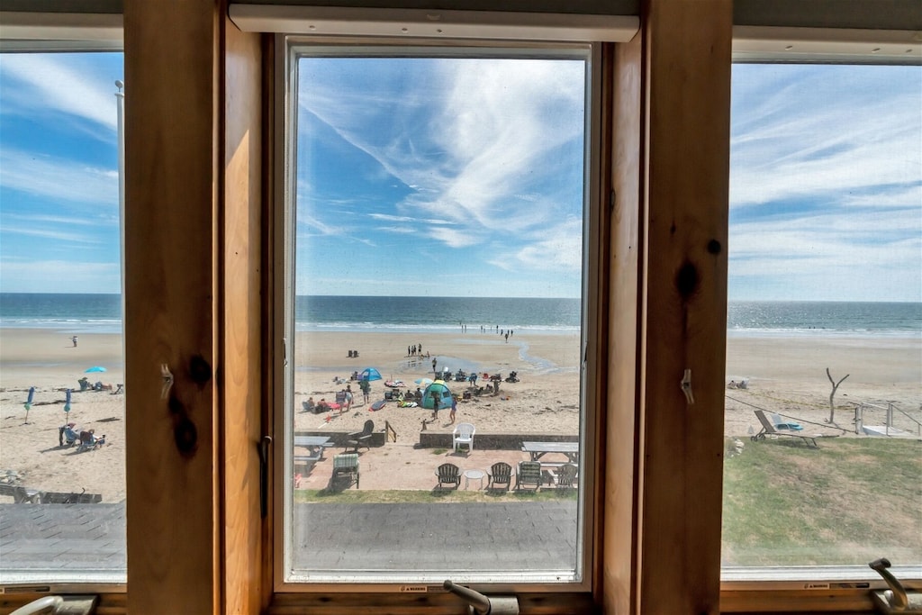 Oceanfront Moody Beach Judy`s Moody 1! Coastline Vacation Rentals