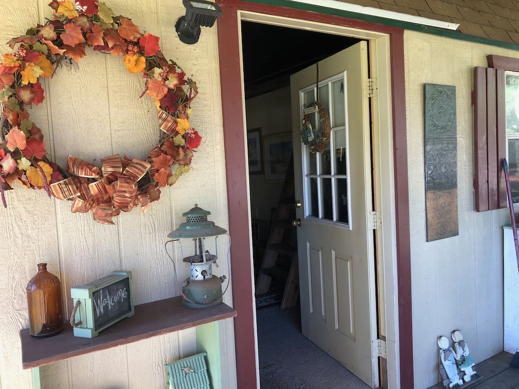 Julia's Cottage Music Springs