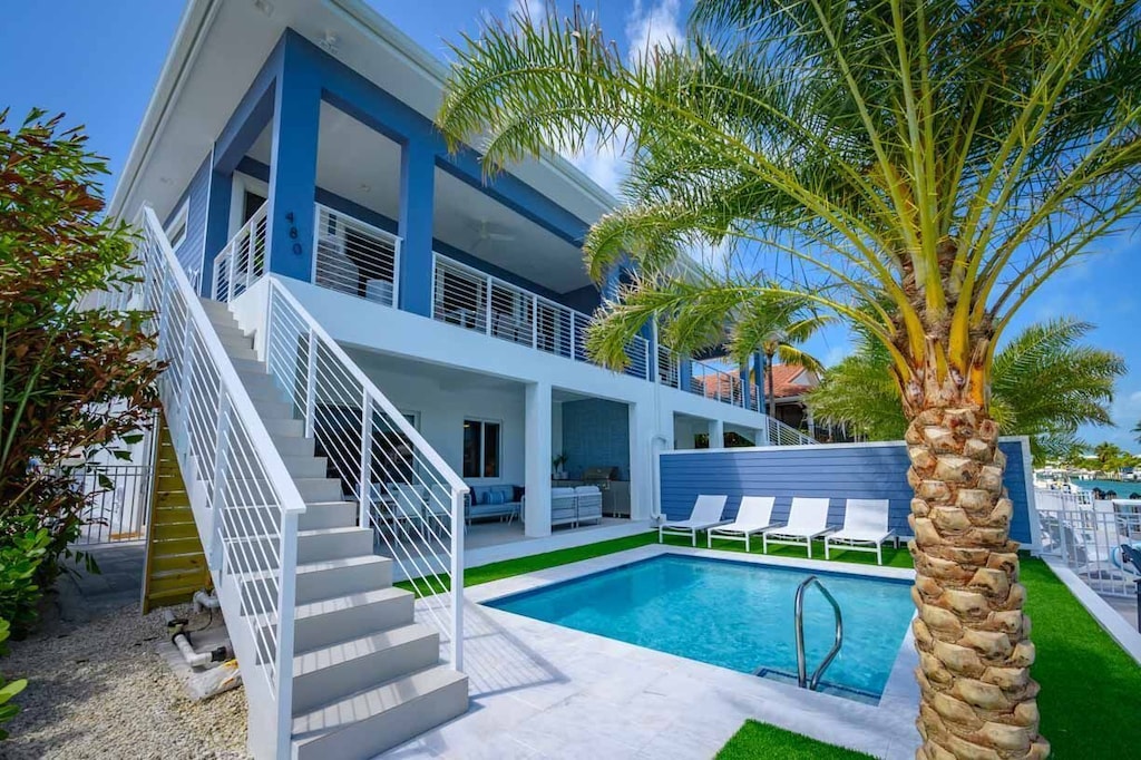 Blue Turtle Villa at Key Colony Beach Pineapple Properties