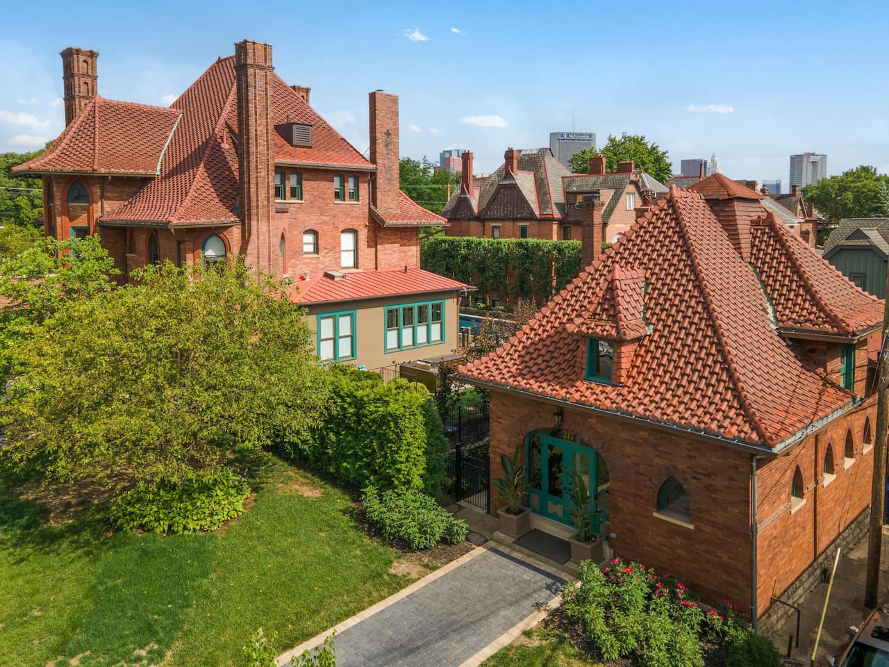 The Carriage House at the Circus House
