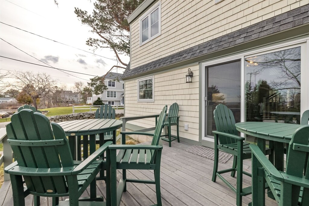 Renovated Fortunes Rocks Beach Oasis! Coastline Vacation Rentals