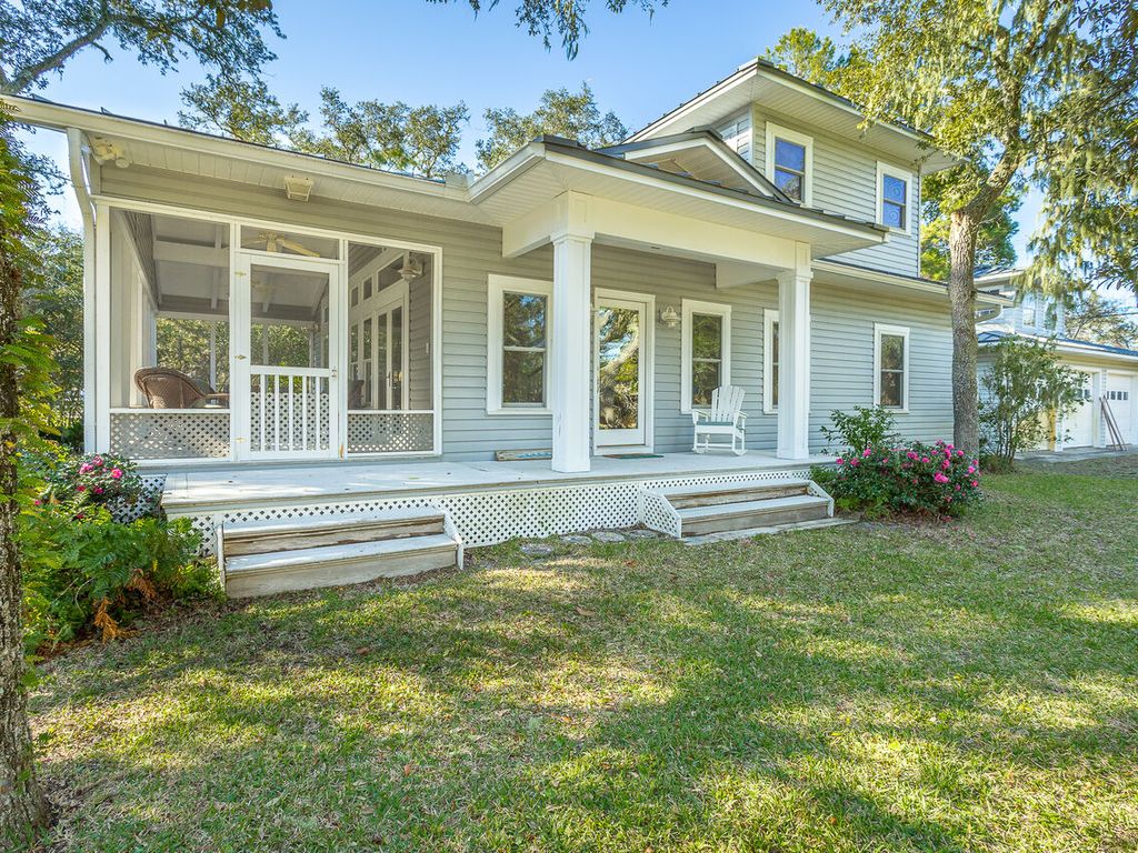 Ladderville Guest House Sandy Beach Properties, LLC